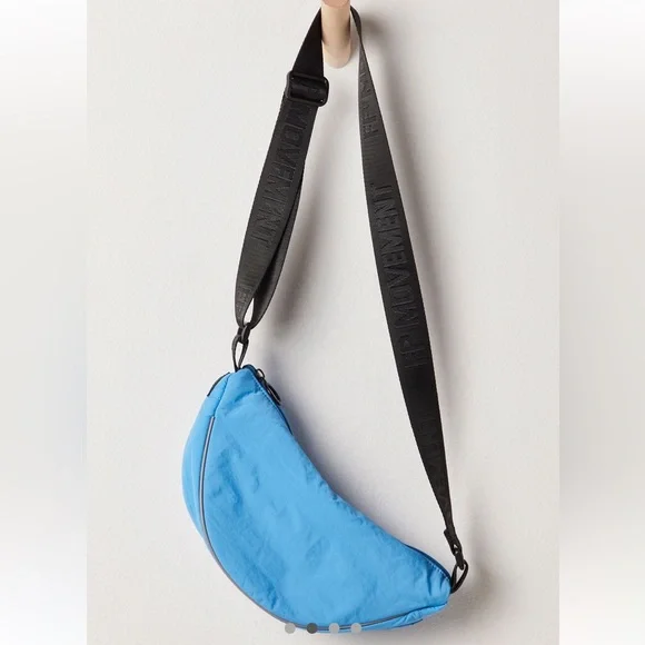 NWT Free people Blue Crossbody Bag with Black Strap-NEW with tags - Picture 5 of 6